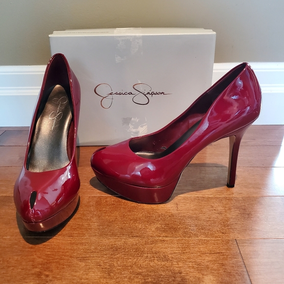 Jessica Simpson red patent leather platform pumps, size 10M - Picture 2 of 6